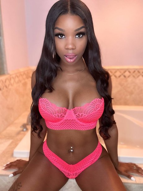 Jasmine Hayes