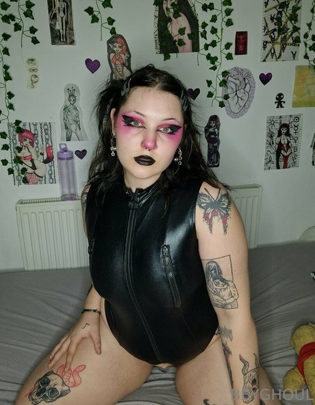 Naakte gelekte OnlyFans-foto van Babyghoulbunda