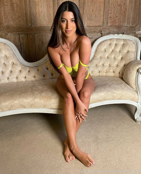 Alexa Campbell