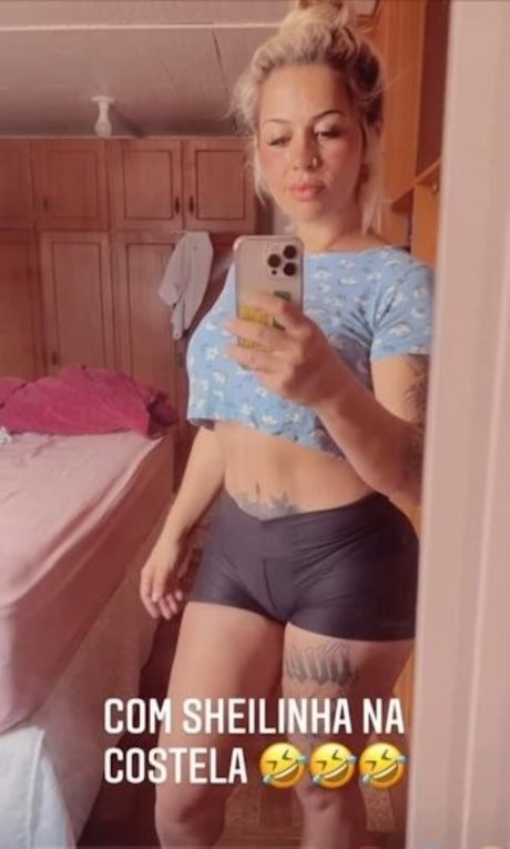 Naakte gelekte OnlyFans-foto van Sheila Bellaver