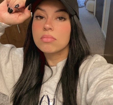 Larissa Cambusano