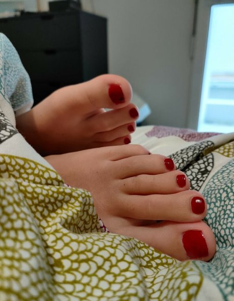 Alicefrenchfeet