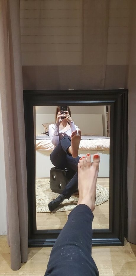 Alicefrenchfeet