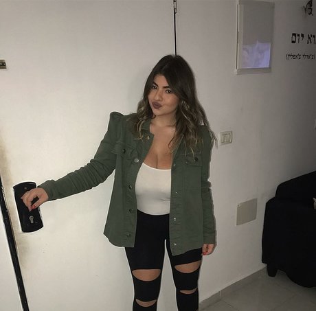 Naakte gelekte OnlyFans-foto van May Tehila Zafrani