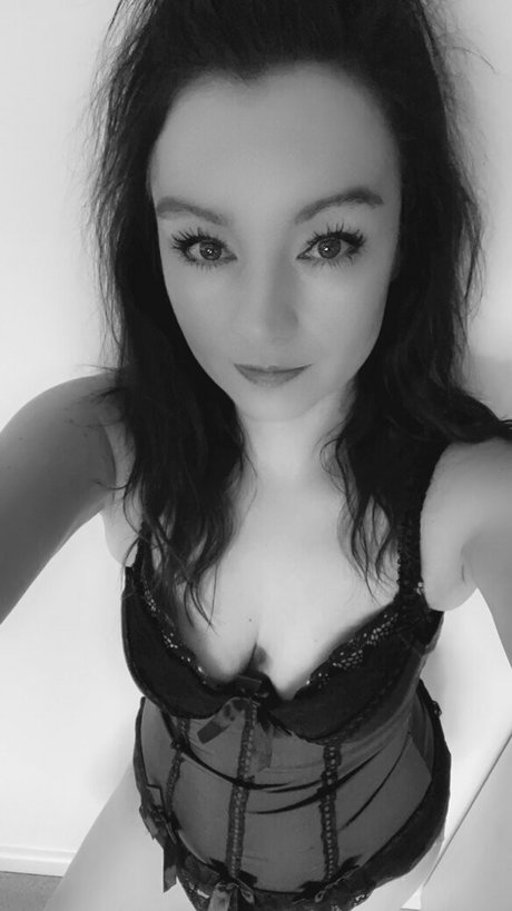 Naakte gelekte OnlyFans-foto van Carla012