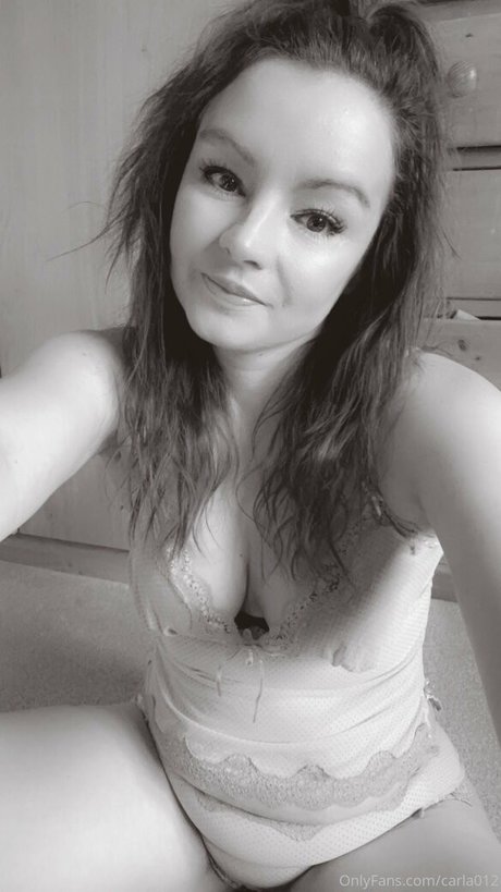 Naakte gelekte OnlyFans-foto van Carla012