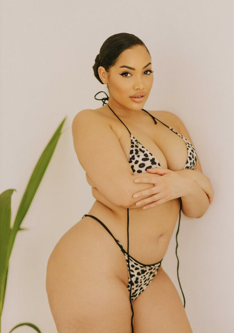 Naakte gelekte OnlyFans-foto van Parisxhk
