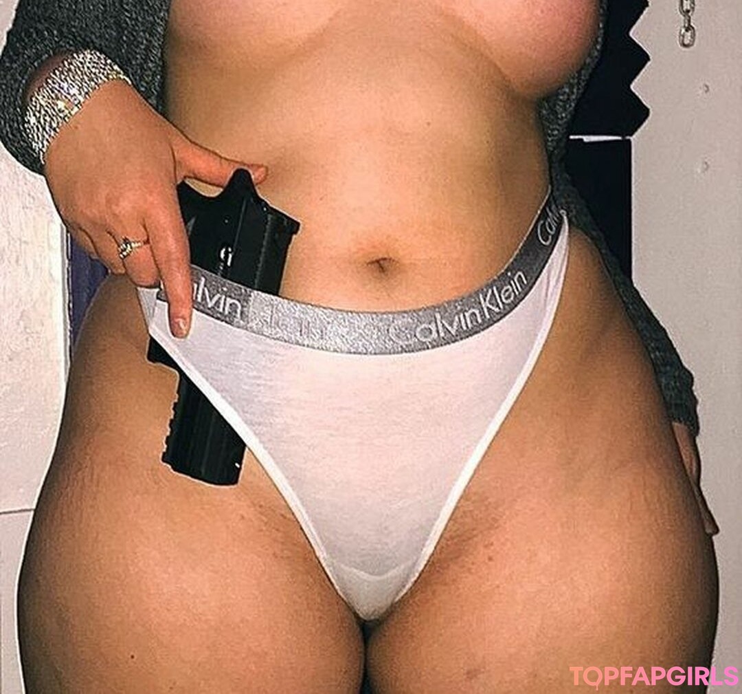 Naakte gelekte OnlyFans-foto van Sadgalbri #25 Naakte gelekte OnlyFans-foto van Sadgalbri #25