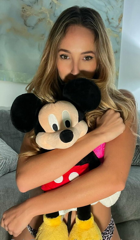 Naakte gelekte OnlyFans-foto van Beatrizcorbett