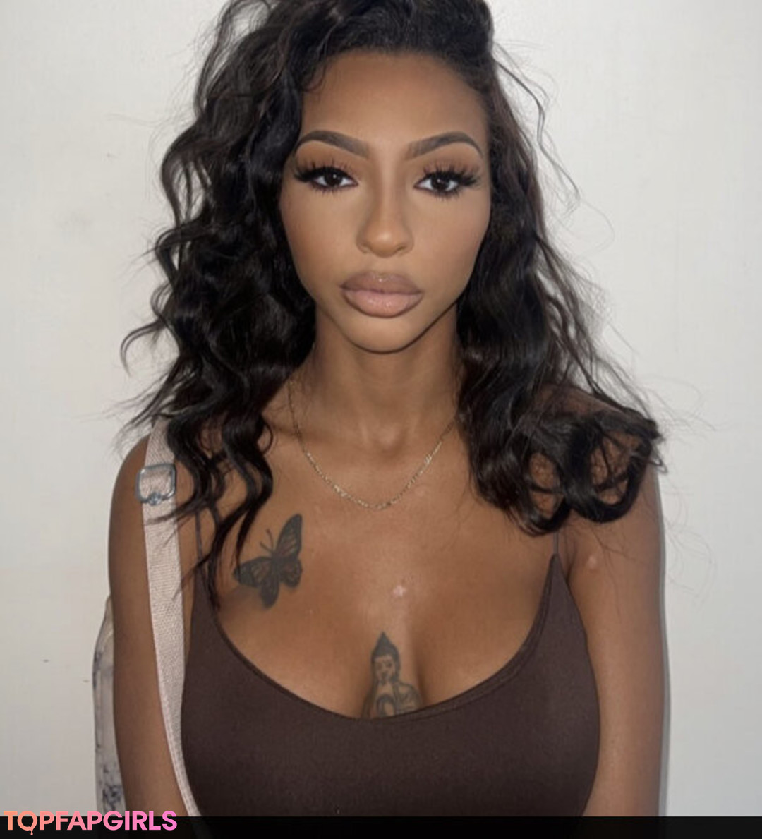 Naakte gelekte OnlyFans-foto van Rebeccacipriani7 #8 Naakte gelekte OnlyFans-foto van Rebeccacipriani7 #8