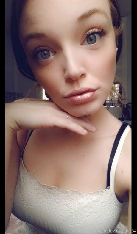 Naakte gelekte OnlyFans-foto van Goddessesspade34