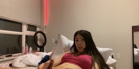 Naakte gelekte OnlyFans-foto van Sulka