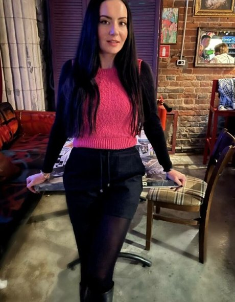 Naakte gelekte OnlyFans-foto van Asmr Kate Lullaby