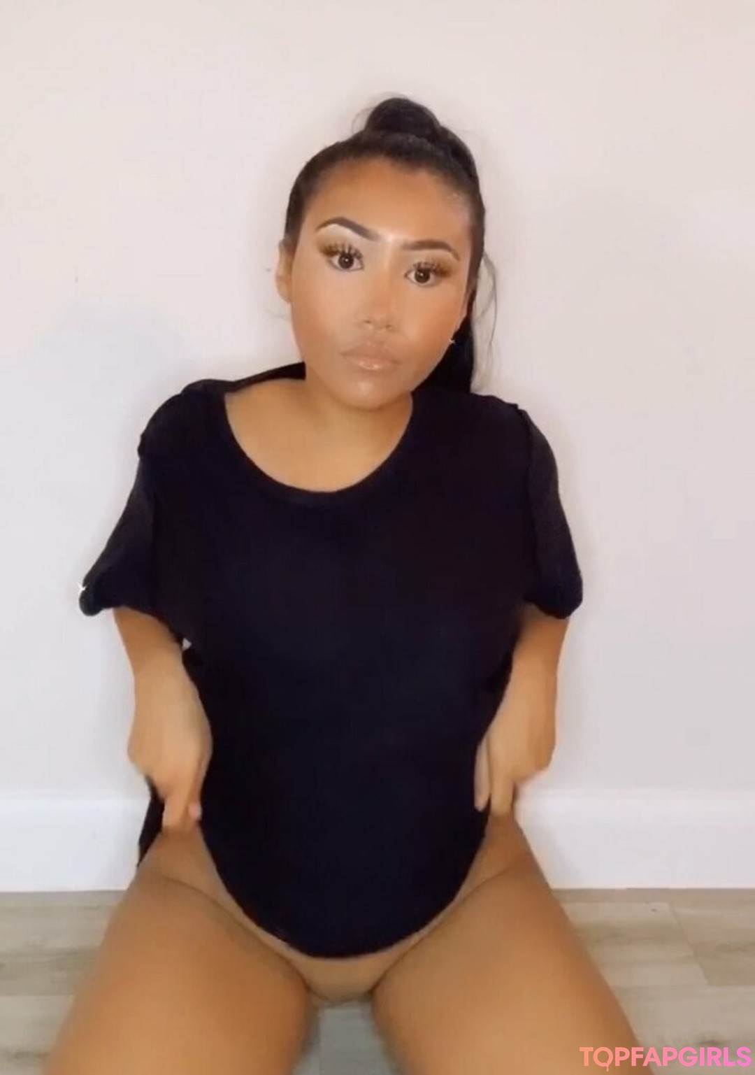 Naakte gelekte OnlyFans-foto van Cococooper #39 Naakte gelekte OnlyFans-foto van Cococooper #39