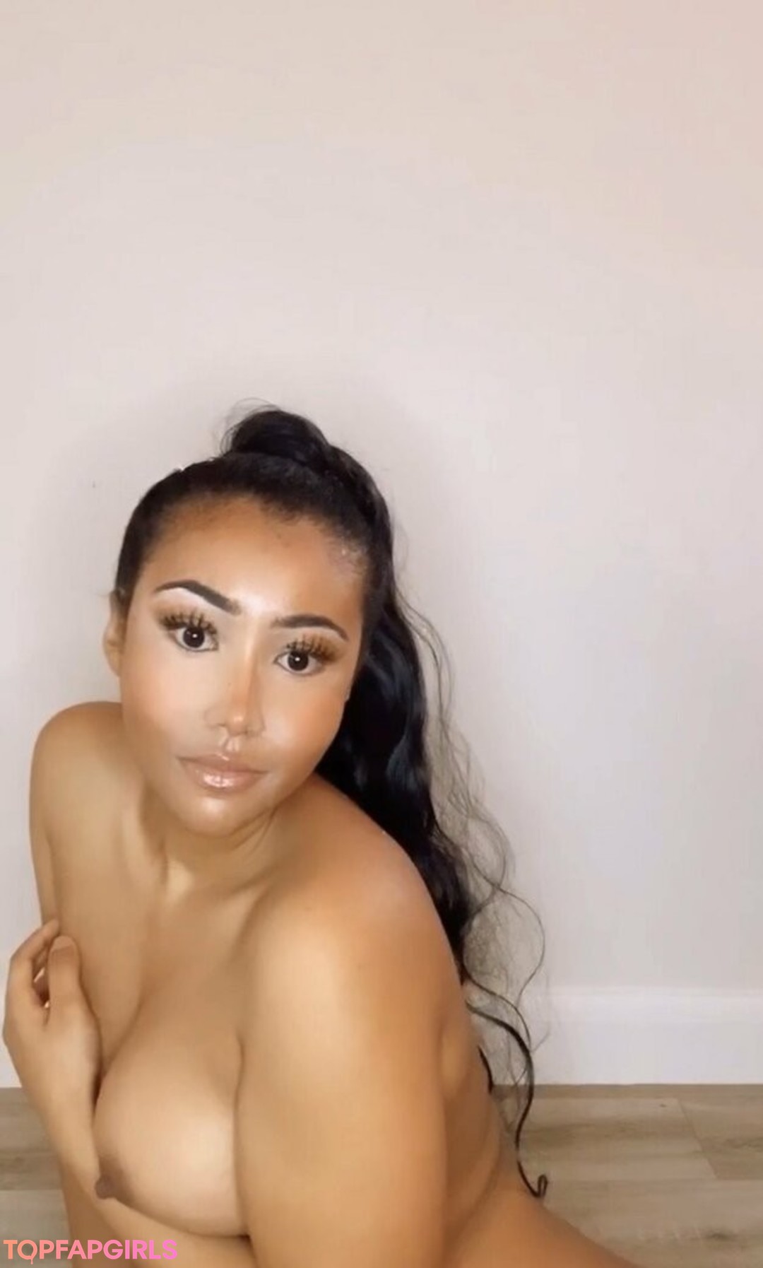 Naakte gelekte OnlyFans-foto van Cococooper #5 Naakte gelekte OnlyFans-foto van Cococooper #5