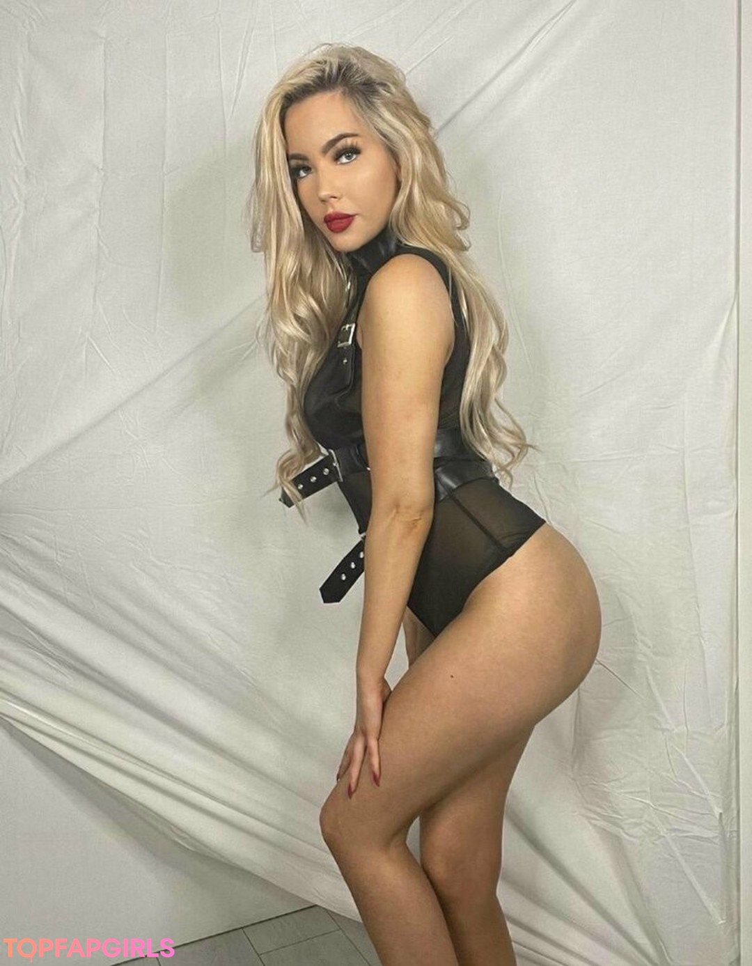 Naakte gelekte OnlyFans-foto van Cococooper #91 Naakte gelekte OnlyFans-foto van Cococooper #91