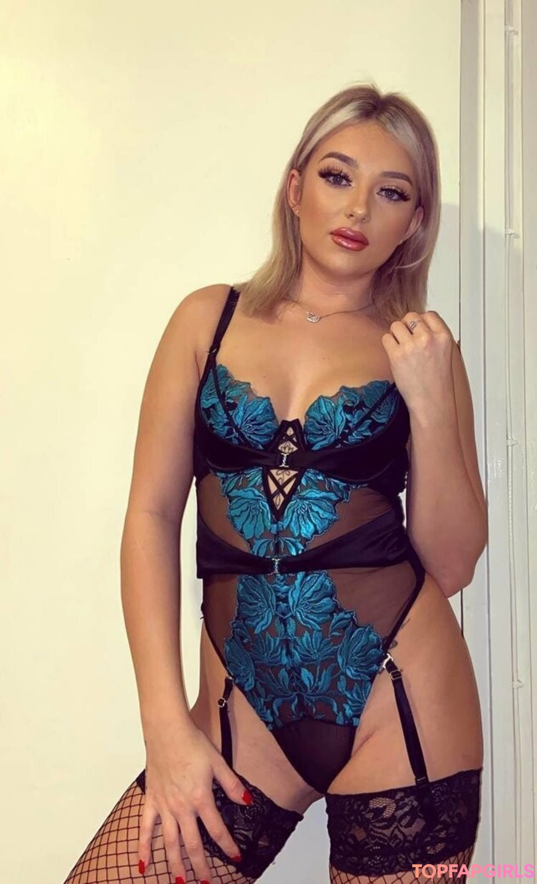 Naakte gelekte OnlyFans-foto van Cococooper #95 Naakte gelekte OnlyFans-foto van Cococooper #95