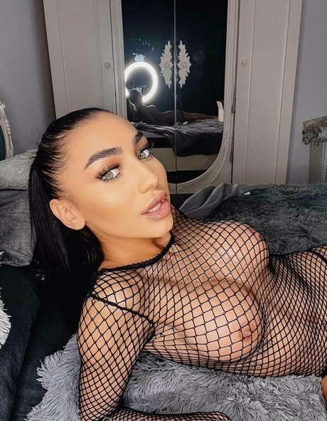 Naakte gelekte OnlyFans-foto van Origamilight