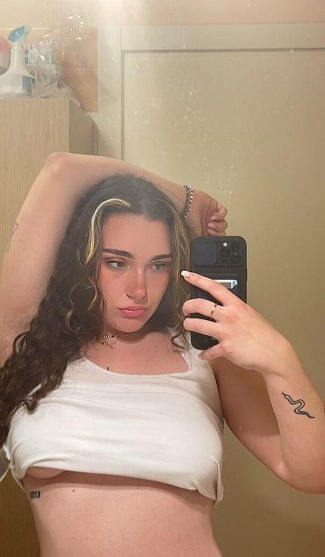 Naakte gelekte OnlyFans-foto van Martina Campo Martic