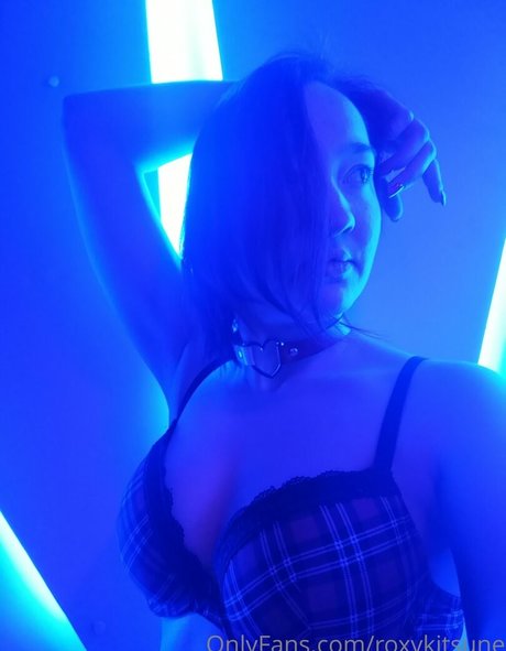 Roxykitsune