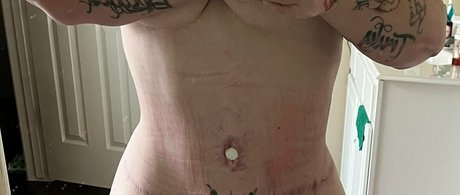 Naakte gelekte OnlyFans-foto van Maybaelife