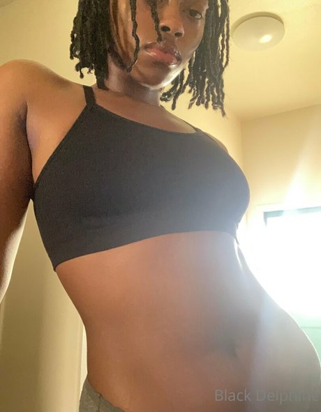 Blackdelphine