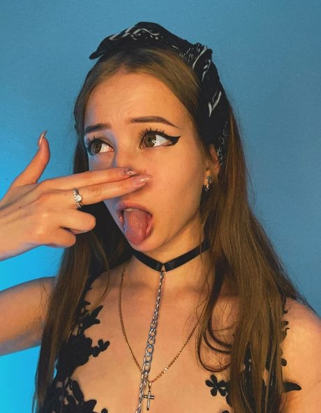 Naakte gelekte OnlyFans-foto van Kletochkaaa