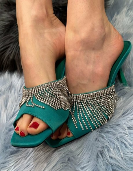 Kinkyfeetonly4you