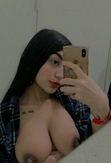 Naakte gelekte OnlyFans-foto van Deisygomezoficial