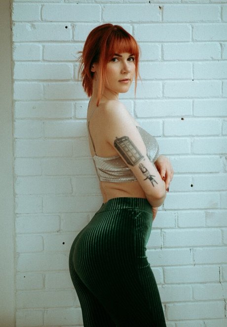 Naakte gelekte OnlyFans-foto van Rosemoontv