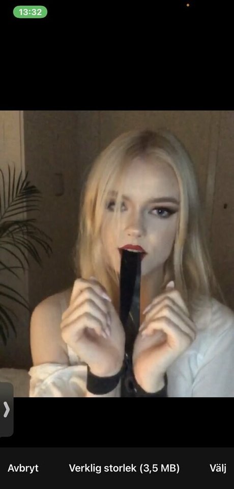 Naakte gelekte OnlyFans-foto van Rebecccamua