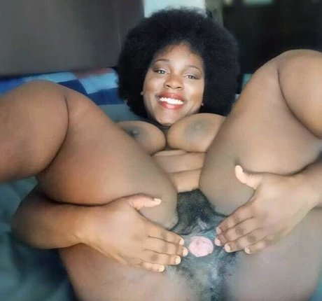 Ebonyashley_
