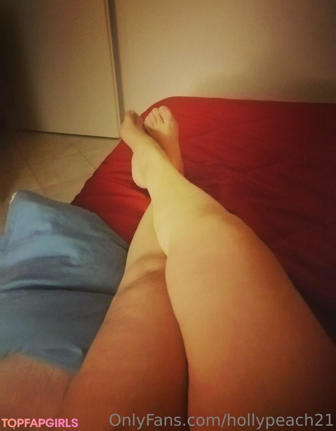 Naakte gelekte OnlyFans-foto van Hollypeach21 #6 Naakte gelekte OnlyFans-foto van Hollypeach21 #6