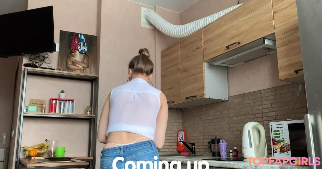 Naakte gelekte OnlyFans-foto van Anya P #3 Naakte gelekte OnlyFans-foto van Anya P #3