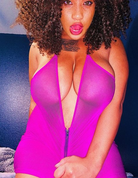 Raynellemariah