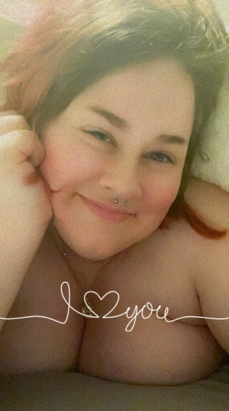 Naakte gelekte OnlyFans-foto van Pinkpacifist