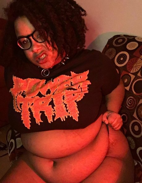 Naakte gelekte OnlyFans-foto van Lilithlondon