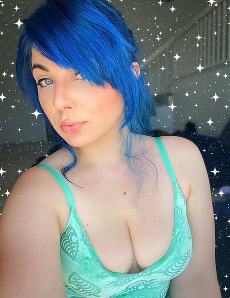 Naakte gelekte OnlyFans-foto van Sarah Fong