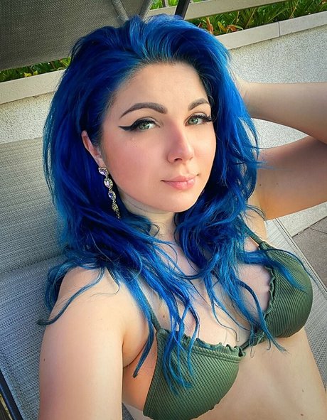 Naakte gelekte OnlyFans-foto van Sarah Fong