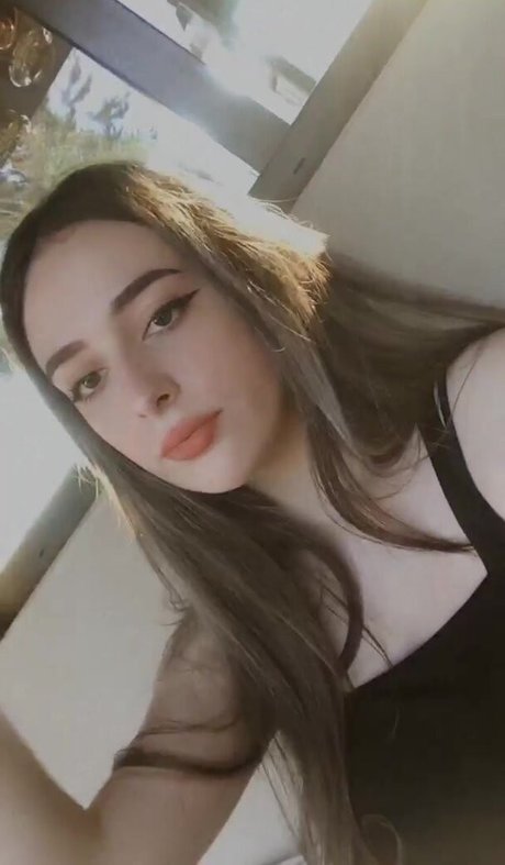 Naakte gelekte OnlyFans-foto van Sarah White