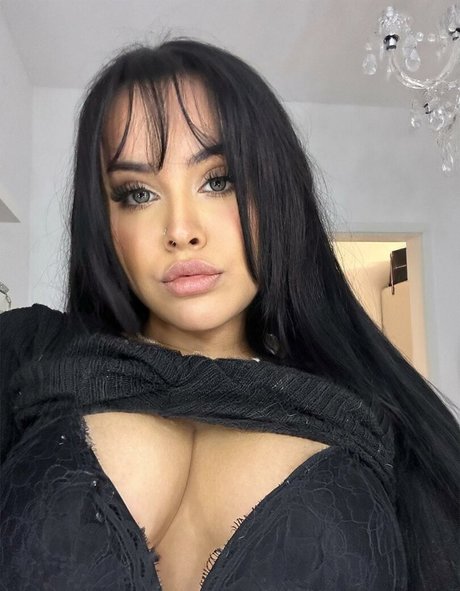 Naakte gelekte OnlyFans-foto van Celinax31