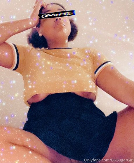 Naakte gelekte OnlyFans-foto van Blksugargirl