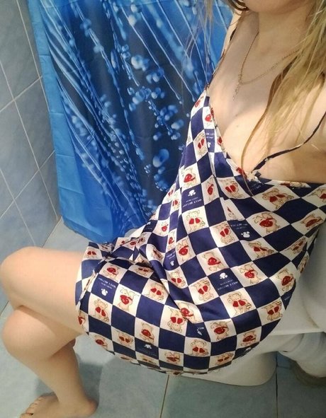 Naakte gelekte OnlyFans-foto van Oksanamora