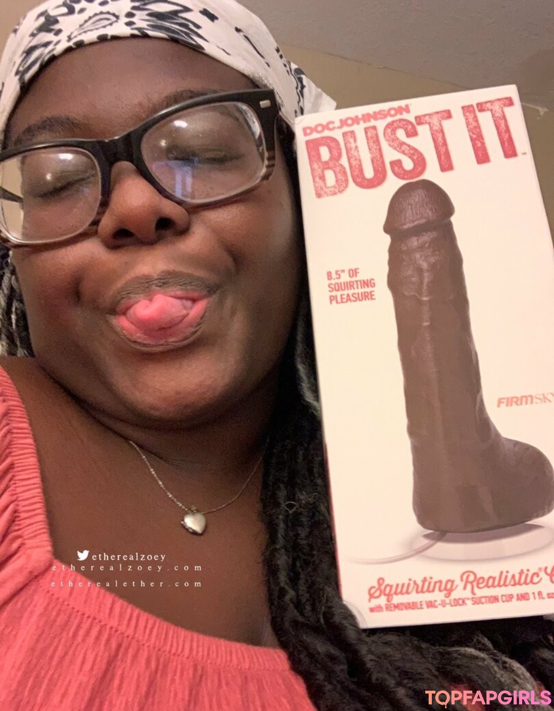 Naakte gelekte OnlyFans-foto van Therealzoey #61 Naakte gelekte OnlyFans-foto van Therealzoey #61