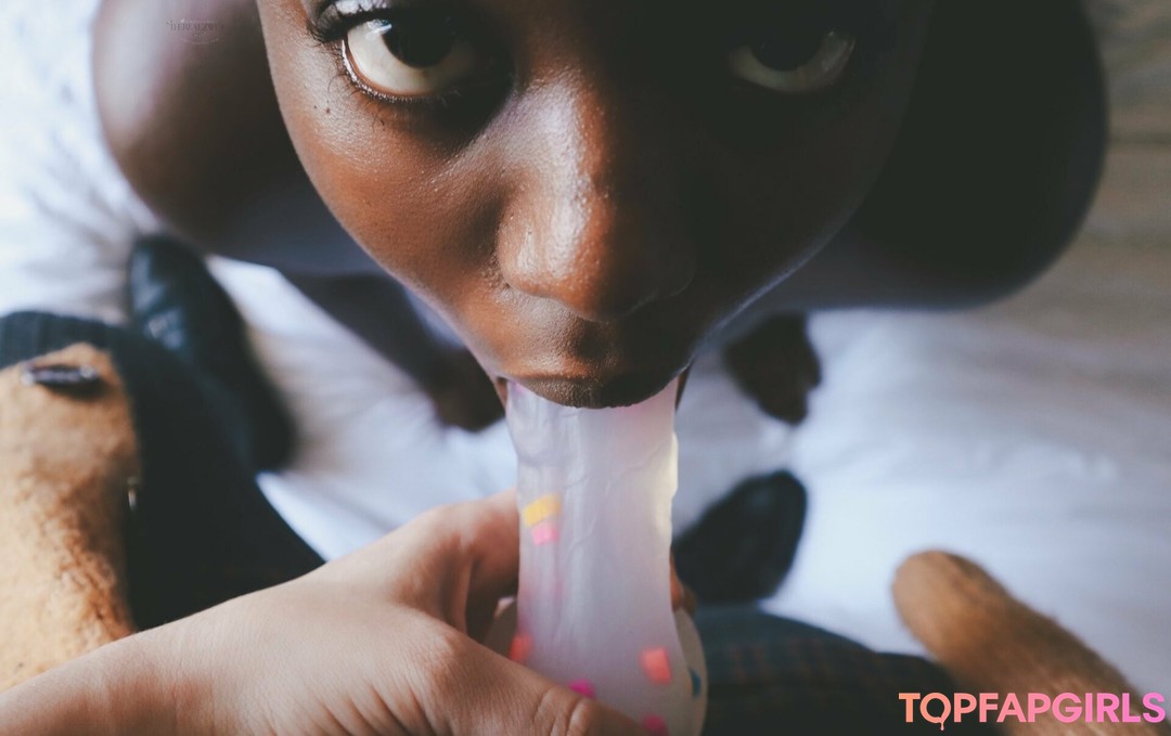 Naakte gelekte OnlyFans-foto van Therealzoey #72 Naakte gelekte OnlyFans-foto van Therealzoey #72