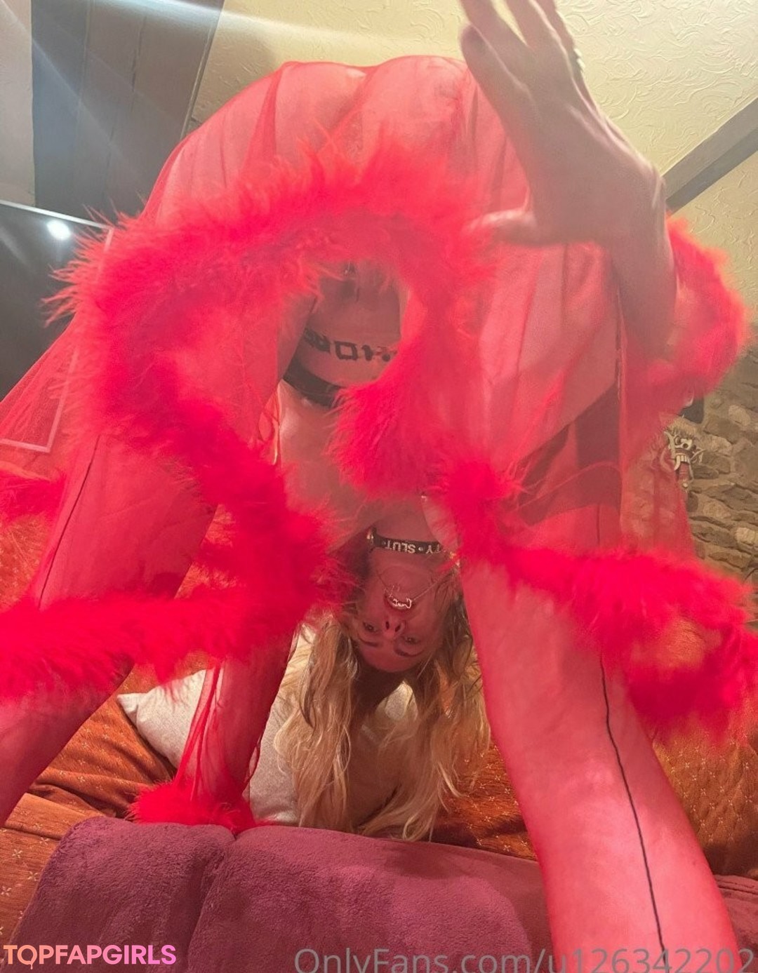 Naakte gelekte OnlyFans-foto van Charlie Cat #23 Naakte gelekte OnlyFans-foto van Charlie Cat #23