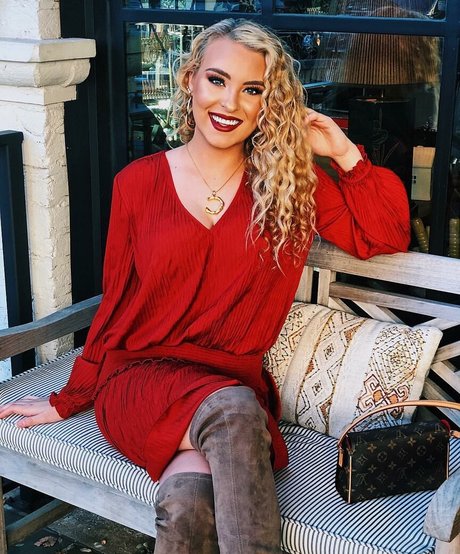 Caroline Wall