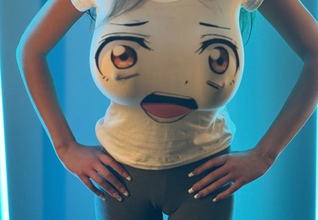 Naakte gelekte OnlyFans-foto van Estallia