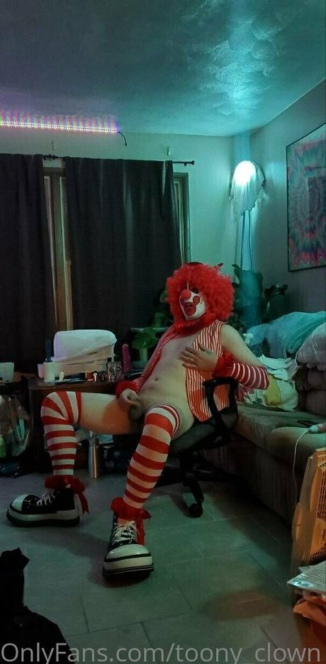 Toony_clown