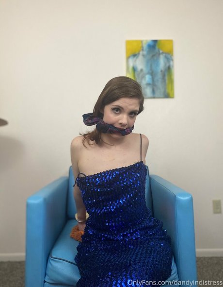 Naakte gelekte OnlyFans-foto van Dandyindistress